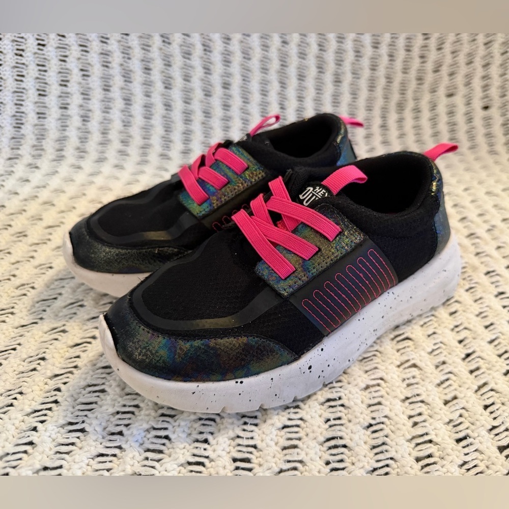 HEY DUDE Gently Used Sirocco Play Pink Black Shimmer Sneaker Shoes Kids Size 1
